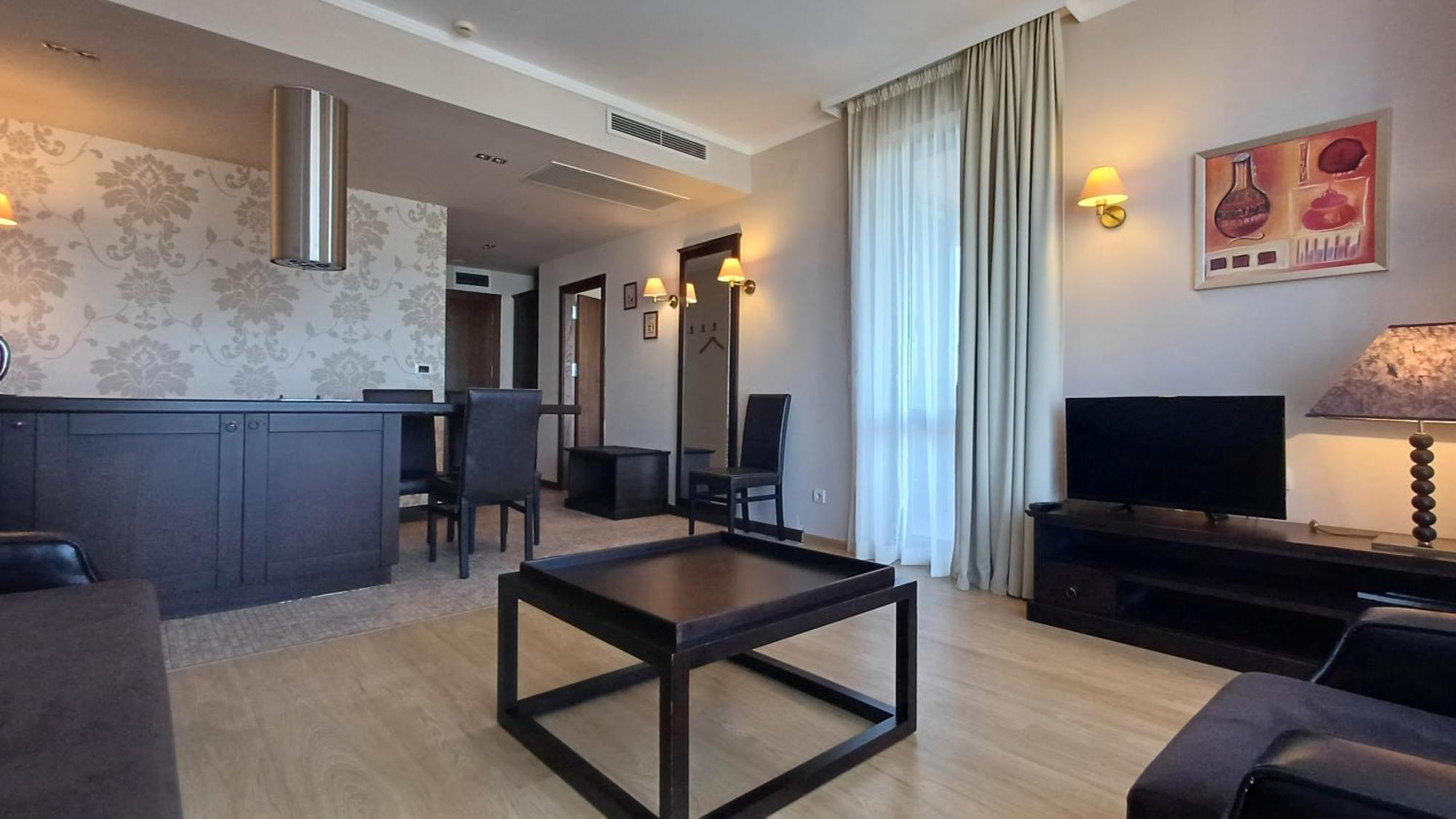 Royal Beach Private Apartments Солнечный берег Экстерьер фото