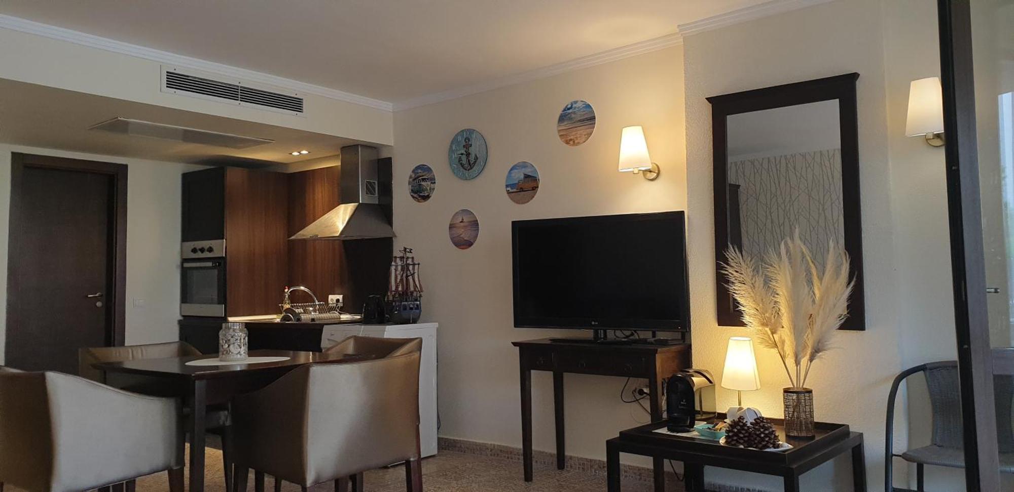 Royal Beach Private Apartments Солнечный берег Экстерьер фото