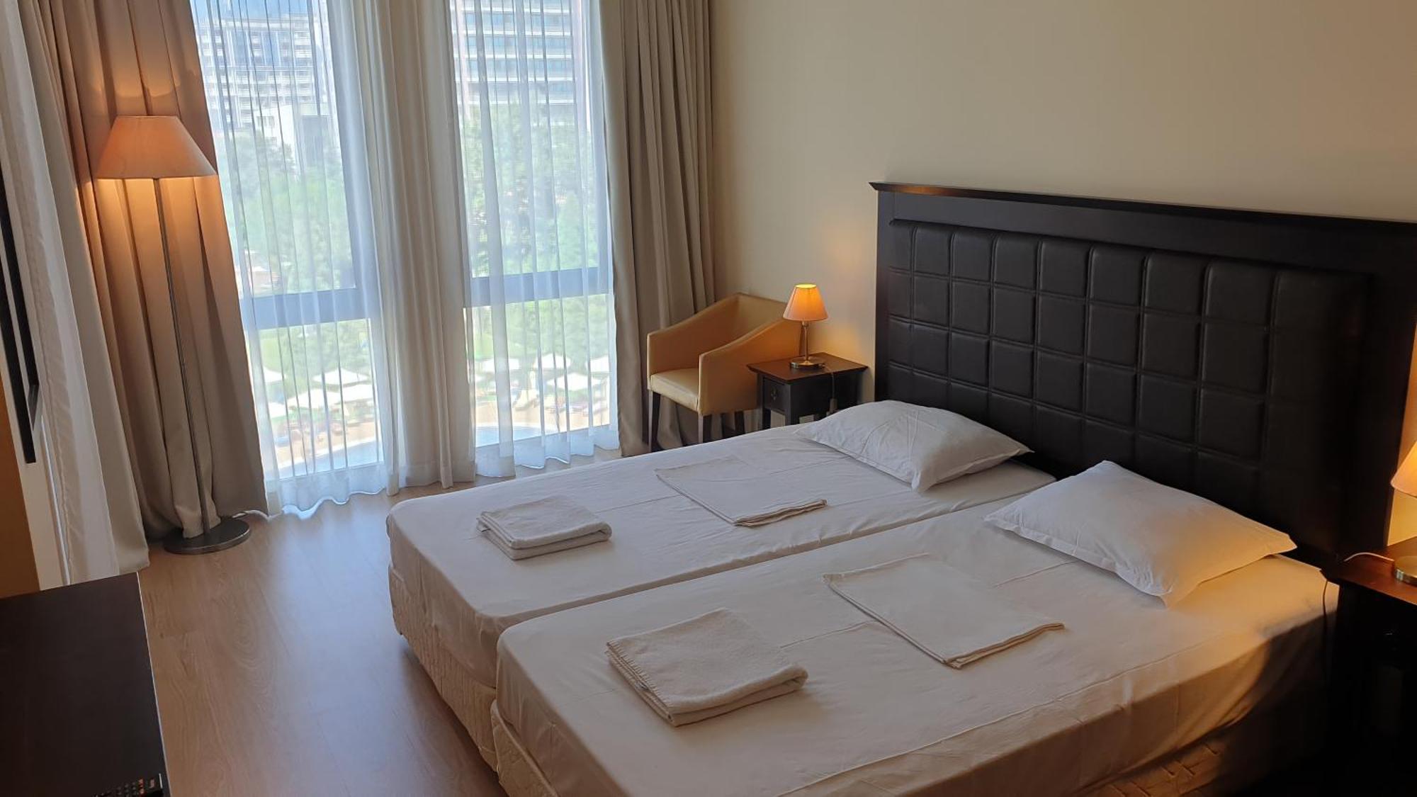 Royal Beach Private Apartments Солнечный берег Экстерьер фото