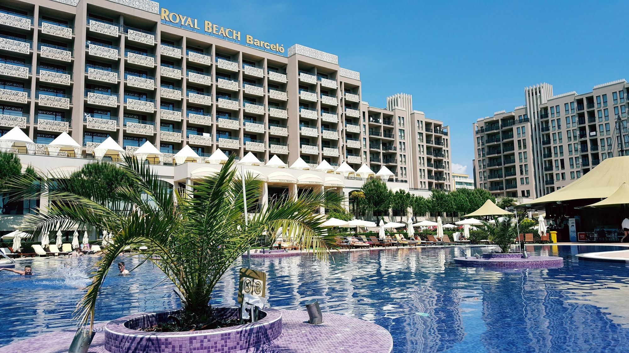Royal Beach Private Apartments Солнечный берег Экстерьер фото